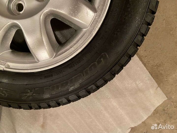 Зимняя резина на литье 195/65/15