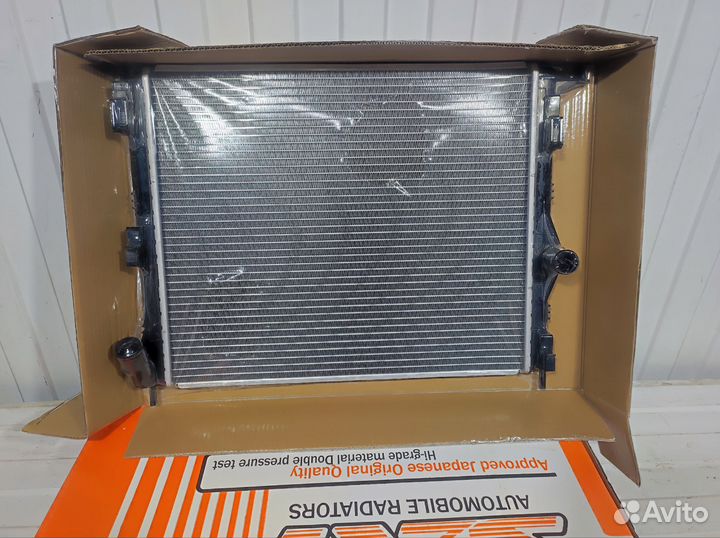 Радиатор Nissan Almera 12- Renault Logan 04- / San