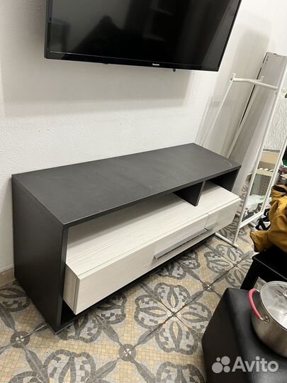 Тумба под телевизор