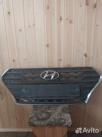 Решетка радиатора на hyundai solaris 2018 года