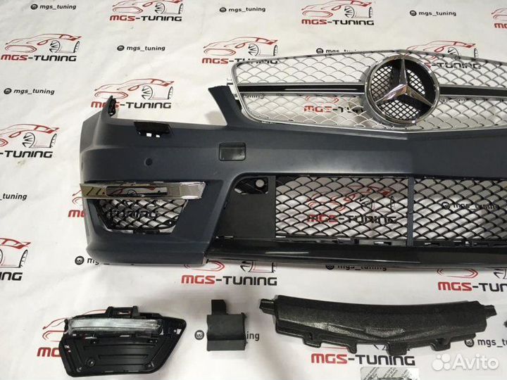 Бампер с решеткой Mercedes C63 AMG W204