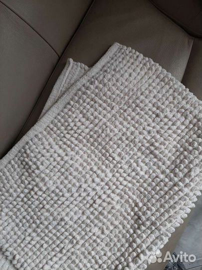 Коврик для ванной