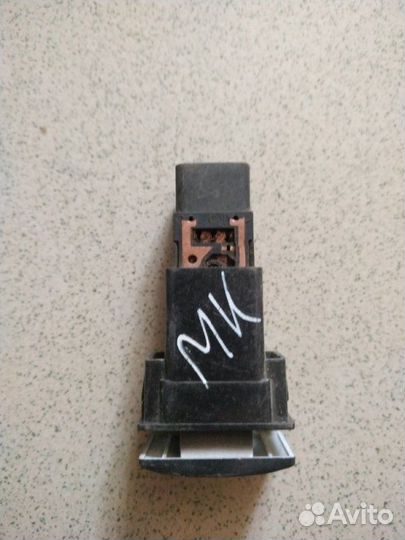 Кнопка обогрева заднего стекла Geely Mk 2008-2015