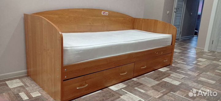 Кровать софа 1900*800мм