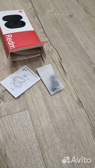 Xiaomi Redmi AirDots 2 + чехол в подарок