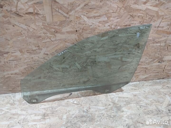 Стекло двери переднее левое Audi A6 C5