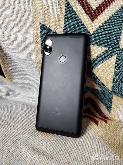 Xiaomi Redmi Note 5, 4/64 ГБ