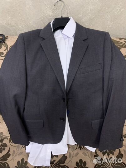 Костюм новый школьный серый 164