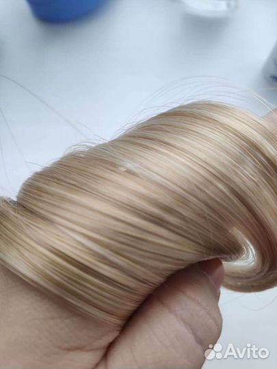 Волосы на заколках