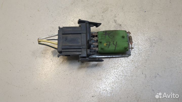 Сопротивление отопителя Volkswagen Caddy, 1993