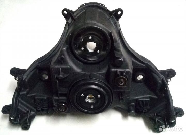 Фара для мотоцикла Suzuki GSX-R 1000 2009 - 2017 г.в