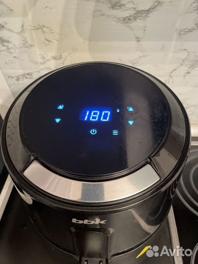 Аэрогриль BBK AF 261 D