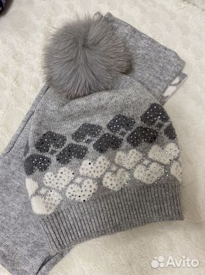 Комплект шапка с шарфом