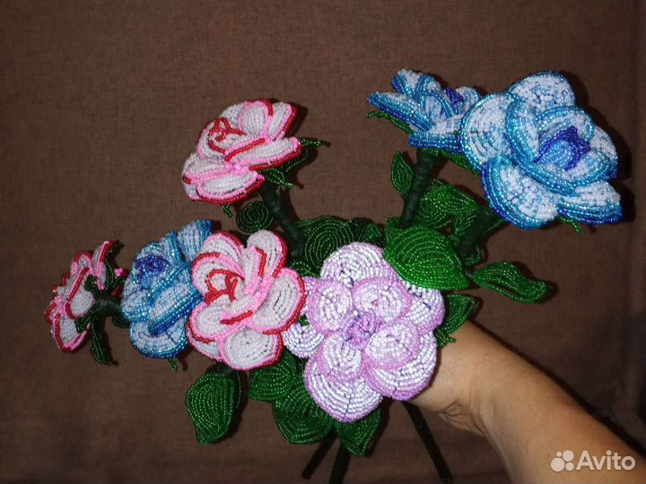 Цветы из бисера