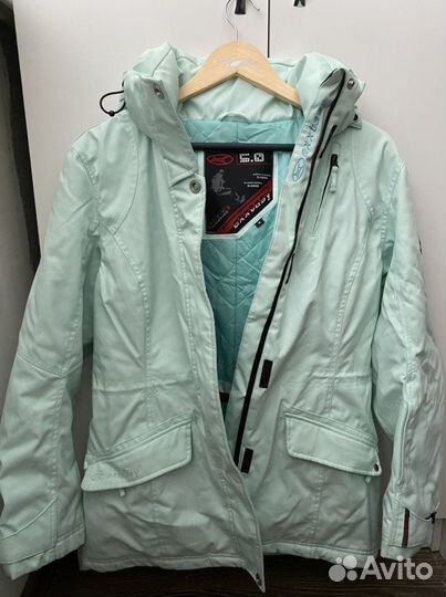 Куртка для сноуборда женская