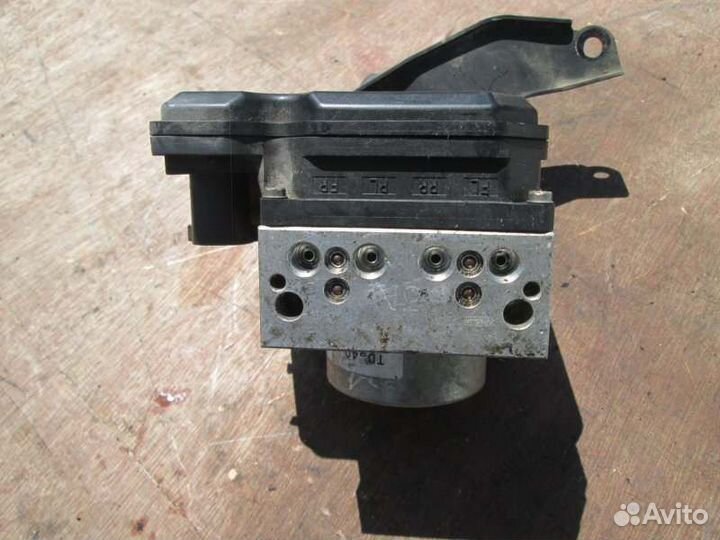 Блок abs Nissan Xtrail NT31 MR20DE 2008/2