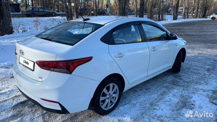 Hyundai Solaris 1.6 AT, 2017, 76 000 км