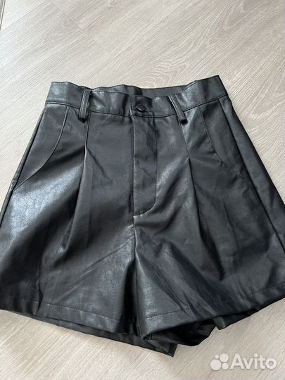 Шорты женские, размер М, новые
