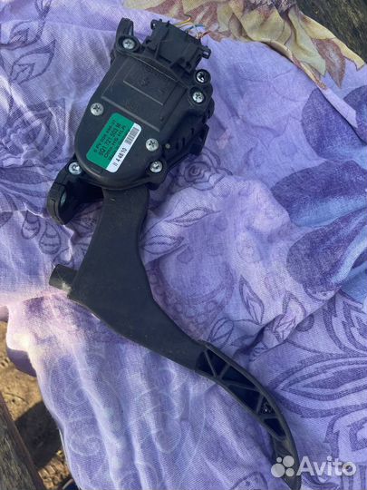 Педаль газа на volkswagen polo