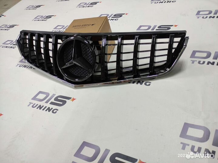 Решетка радиатора в стиле GT Mercedes c207 w207