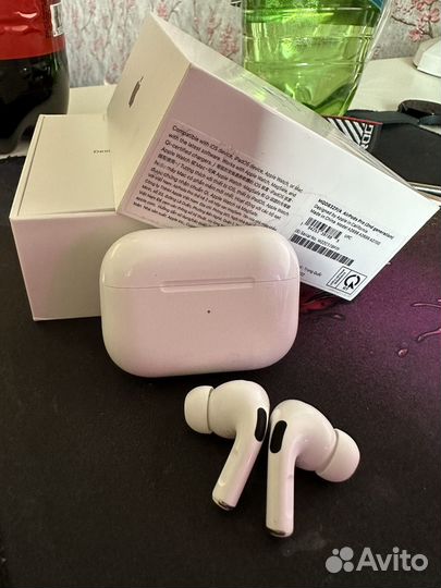 Оригинал AirPods Pro (2nd generation) Б/У Гарантия