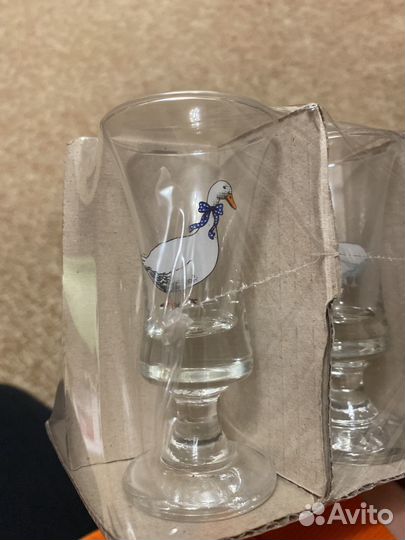 Рюмки стекло с гусями