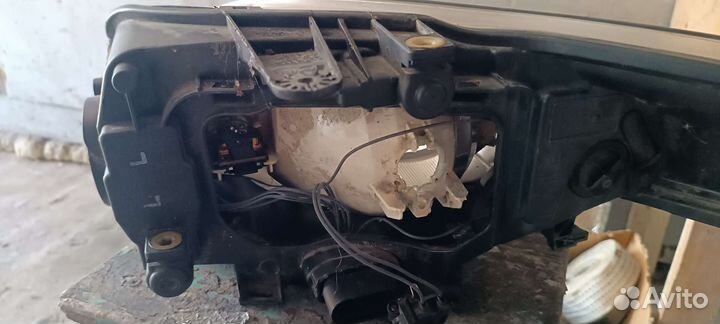 Фара форд мондео 4,правая, левая, цена за пару