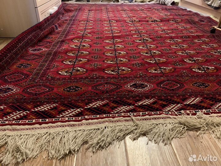 Ковер шерстяной ручной работы