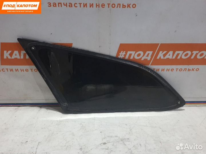 Стекло кузовное заднее правое Ford Focus 3