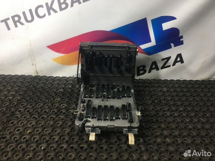 Блок предохранителей Renault Premium