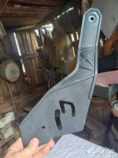 Опора спинки левая BRP 510005419