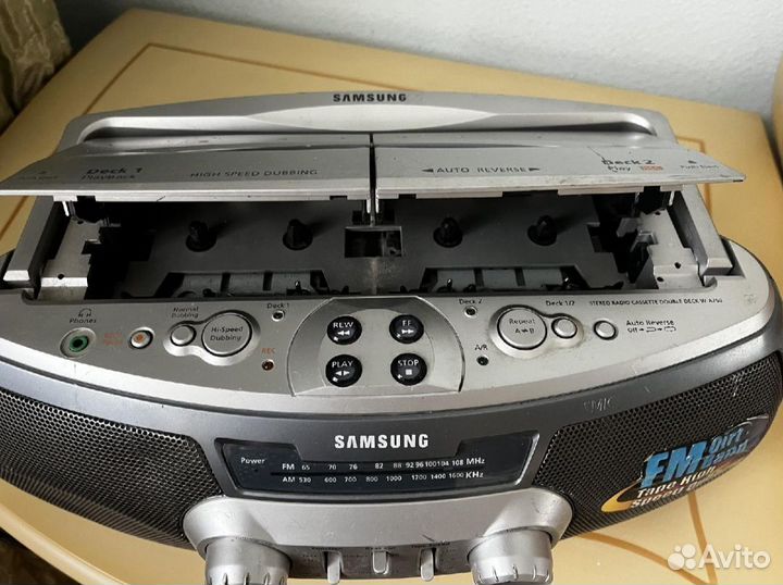 Двухкассетная магнитола Samsung