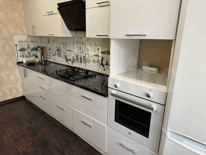 1-к. квартира, 46 м², 1/10 эт.