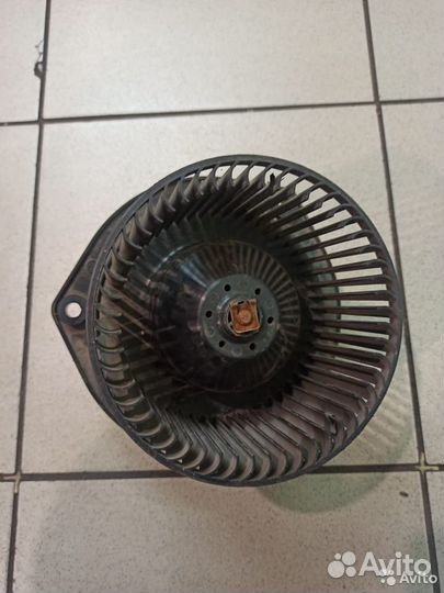 Моторчик печки Chevrolet Нива