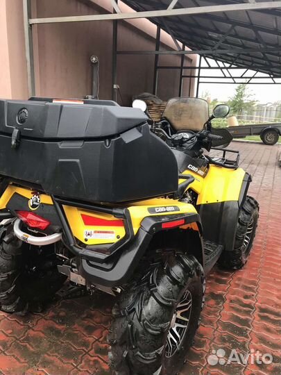Can-am outlander 800