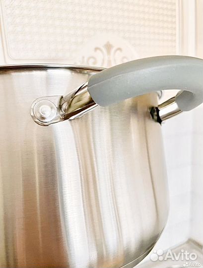 Кастрюля 4,8 л. нержавейка