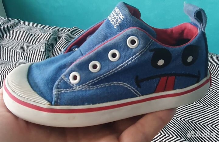 Кроссовки детские