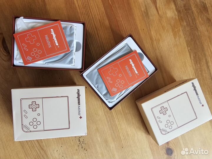 Miyoo Mini Plus / Anbernic RG35xx