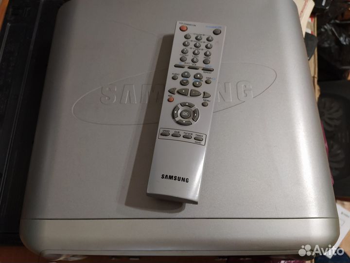 Видеомагнитофон Samsung svr244s