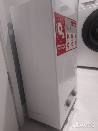 Проточный газовый водонагреватель ariston
