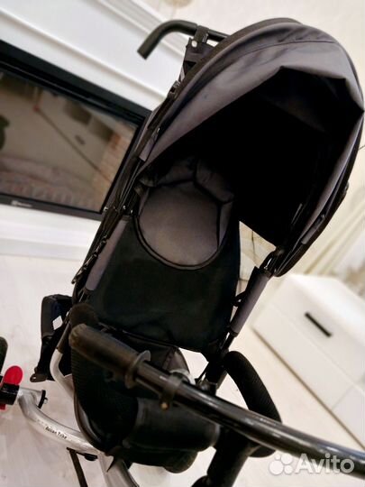 Прогулочная коляска велосипед с надувными колесами