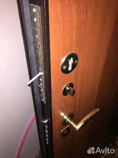 Замена замков, личинок, врезка,ремонт замков