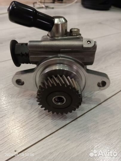 Насос гидроусилителя Land Cruiser 44310-60420