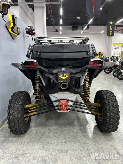 CAN-AM maverick X RS turbo R