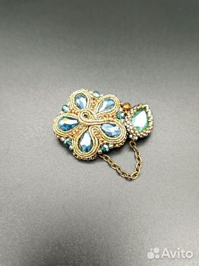 Брошь-цветок из сутажа