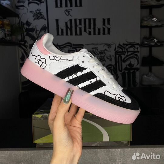 Adidas Samba 2.0 x Hello Kitty