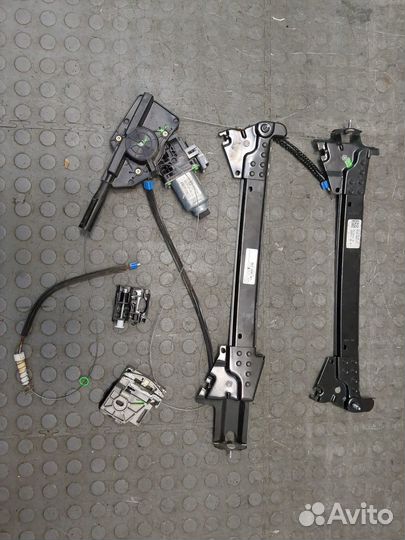 Стеклоподъемник электрический Tesla Model S, 2013