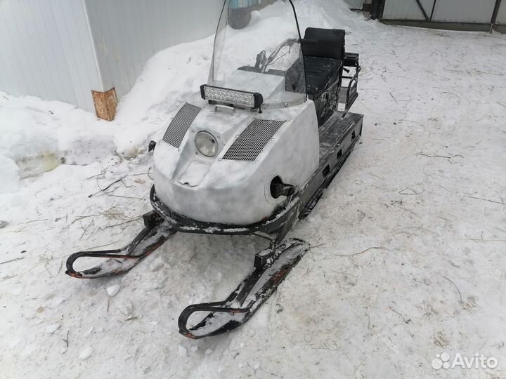 Снегоход буран двух лыжный, с документами