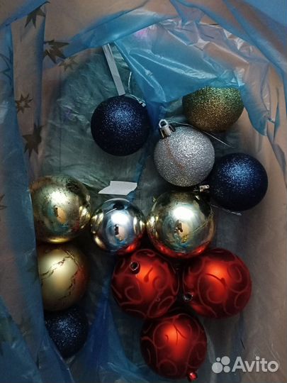 Елочные игрушки мишура