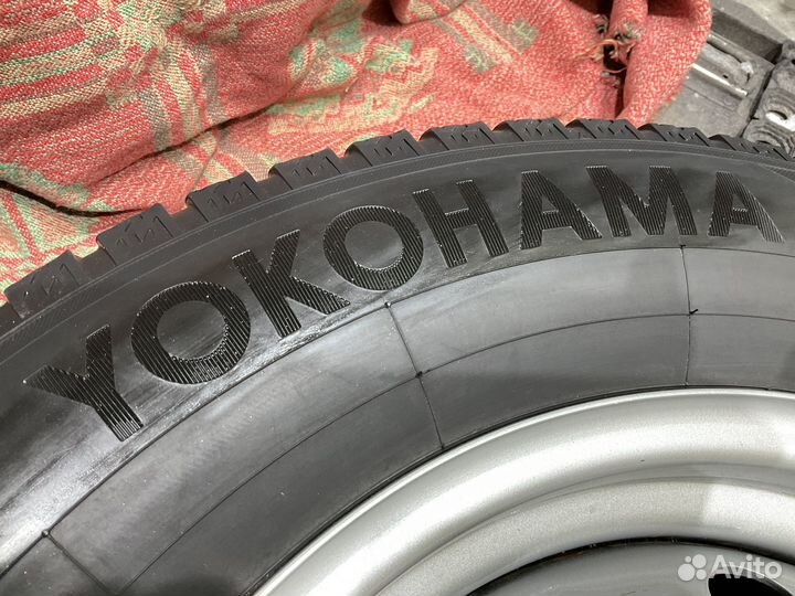 Yokohama Ice Guard Stud IG55 205/70 R15